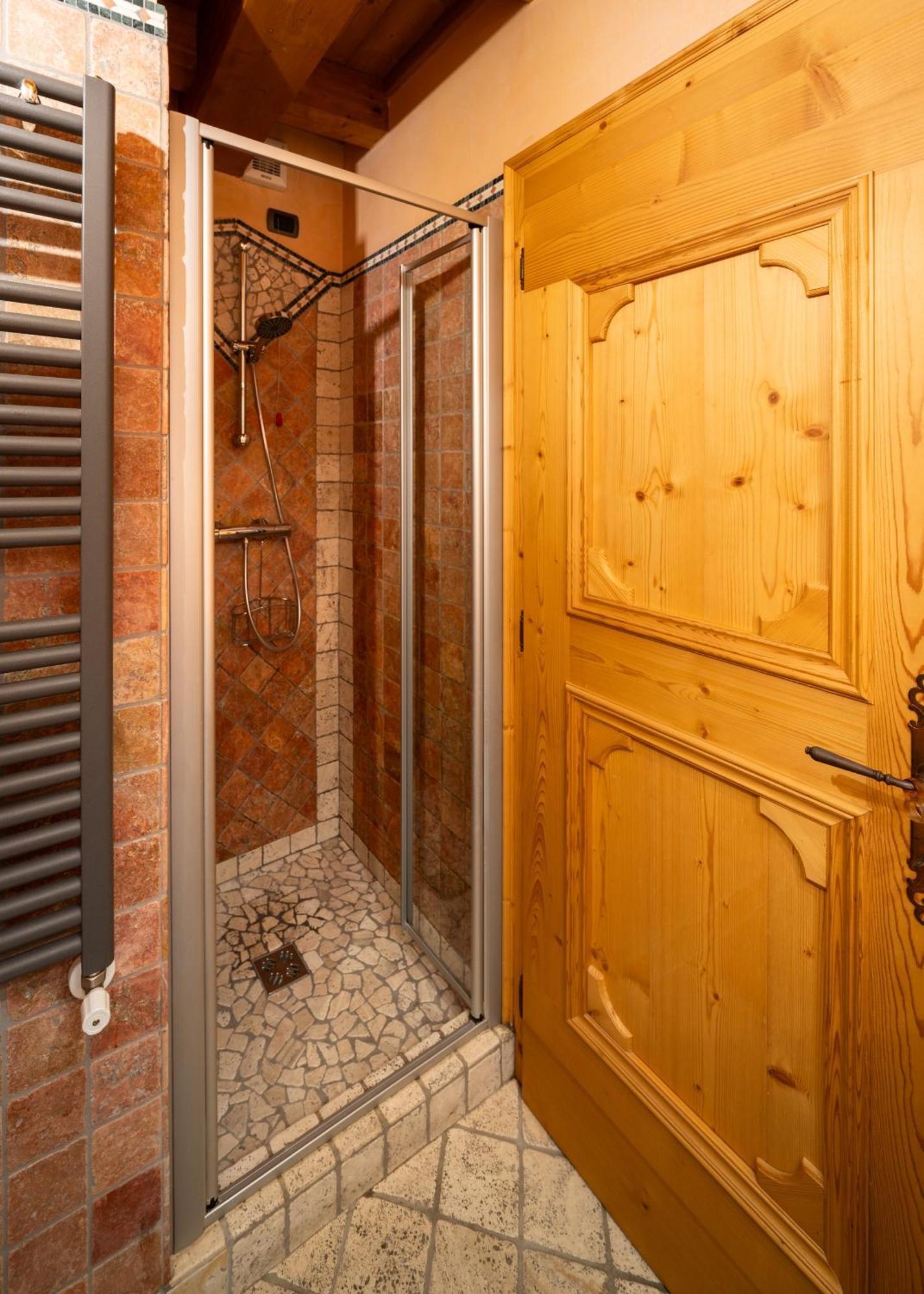 Casa Monica Ledro Attico Daire Mezzolago Dış mekan fotoğraf
